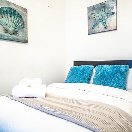 Ocean Walk Apartments マイアミビーチ エクステリア 写真