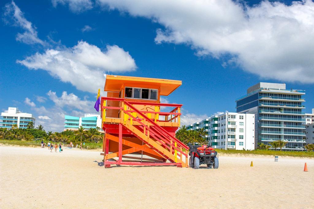 Ocean Walk Apartments マイアミビーチ エクステリア 写真