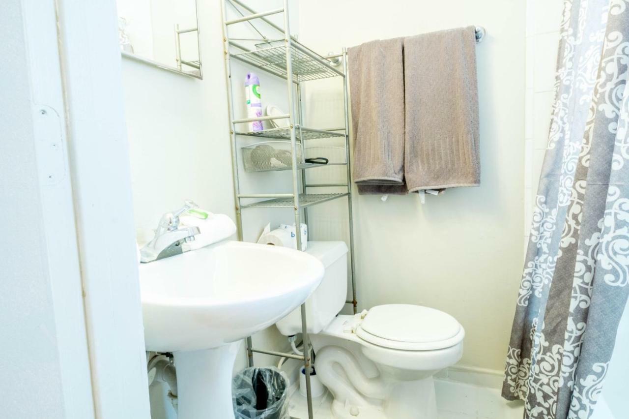 Ocean Walk Apartments マイアミビーチ エクステリア 写真